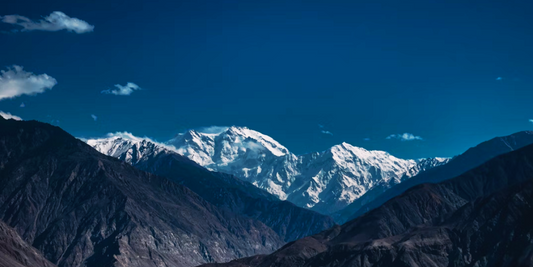 Himalayan mountain landscape in Gilgit-Baltistan showing traditional shilajit source region